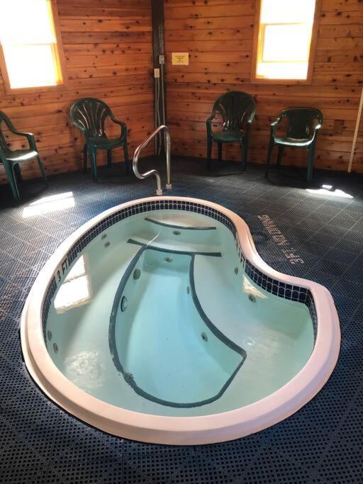 2 Bedroom 2 Bathroom - Blue Knob All Season Resort Condo Claysburg 외부 사진